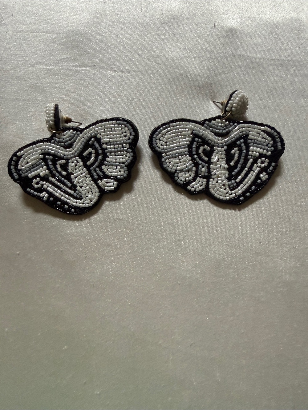 Hand-Beaded Elephant Motif Drop Earrings - White and Black with felt backing